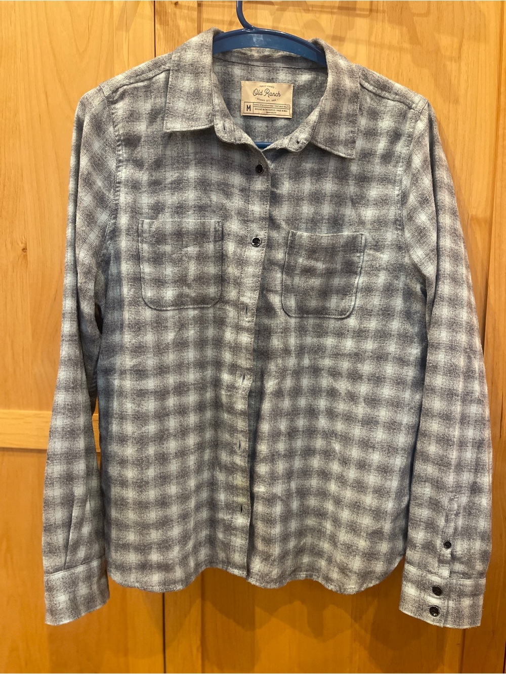 Men's Gray Plaid Long-Sleeve Button-Down Shirt